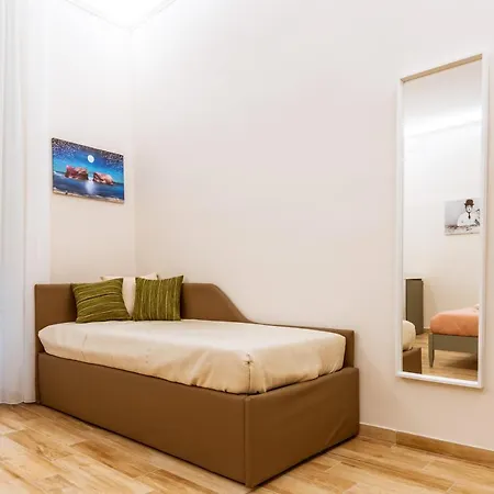 La Dimora Di Don Antonio A Toledo 4* Neapel