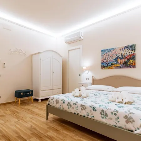 La Dimora Di Don Antonio A Toledo 4* نابولي
